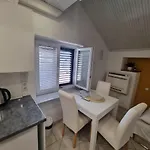 Pensjonat Lion 3*