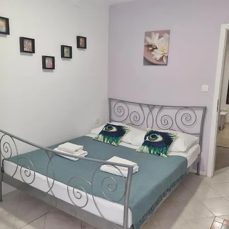 בית הארחה Lion ספליט
